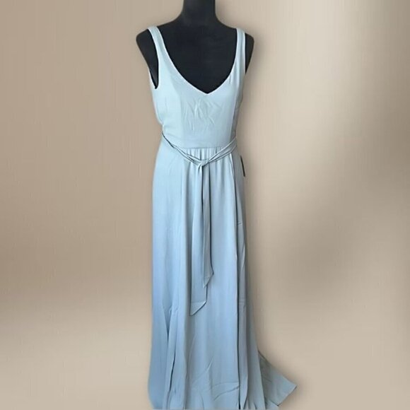 Show Me Your Mumu Jenn Maxi Dress V Neckline Sleeveless Silver Sage Deep M NWT - Picture 2 of 9
